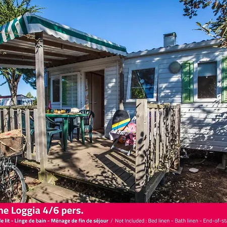 Les Peupliers 4* 라플로트