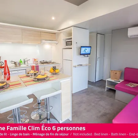 Les Peupliers Parque de Campismo 4*
