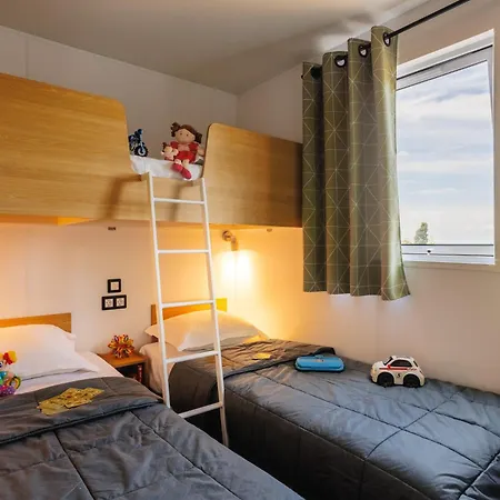 Les Peupliers La Flotte