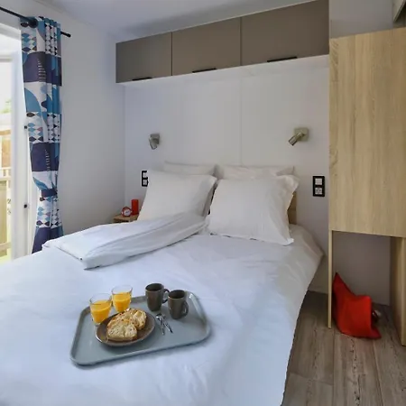 Les Peupliers Camping 4*