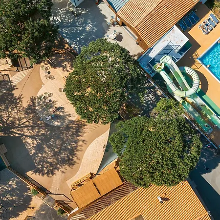 Camping Les Peupliers 4*