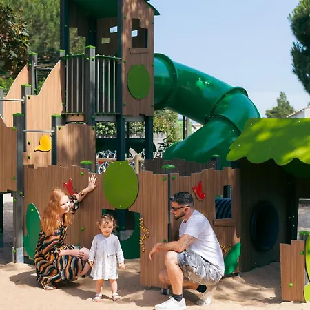 Camping Les Peupliers La Flotte