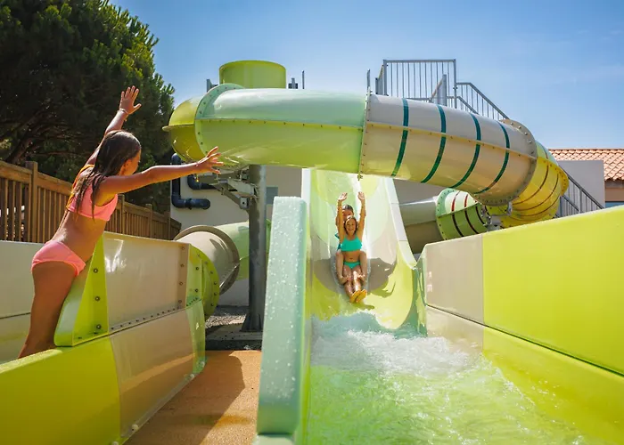 Les Peupliers Campsite 4*